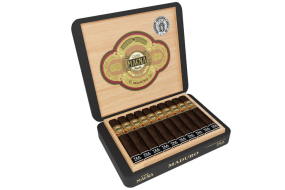 Casa Magna Maduro Robusto