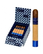 CAO Moontrance Petit Corona