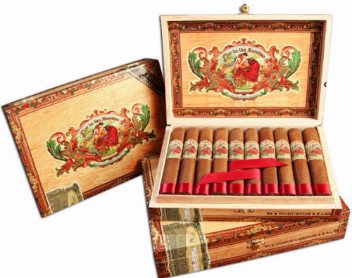 Menendez Y Garcia Cigar Box with 10 inserts 